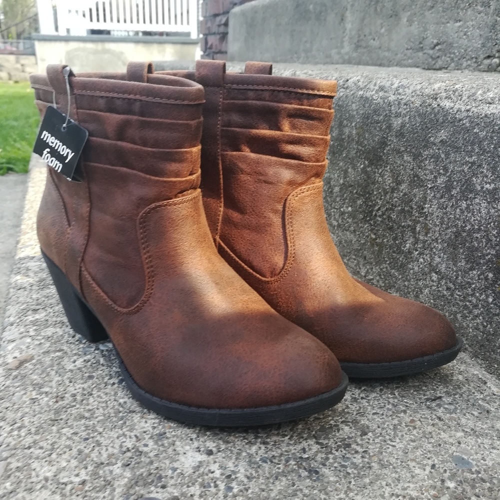 Arizona Jean Co. Booties